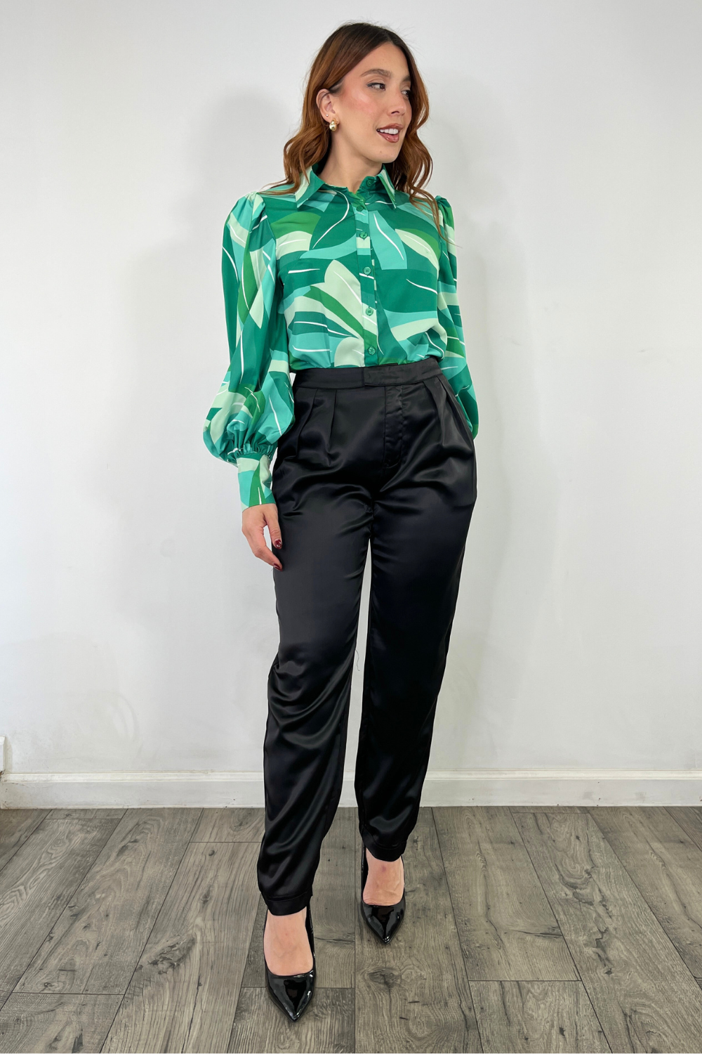 OP-4103 HIGH WAISTED PLEATED ANKLE SATIN PANTS 6 PIECES 2/S 2/M 2/L