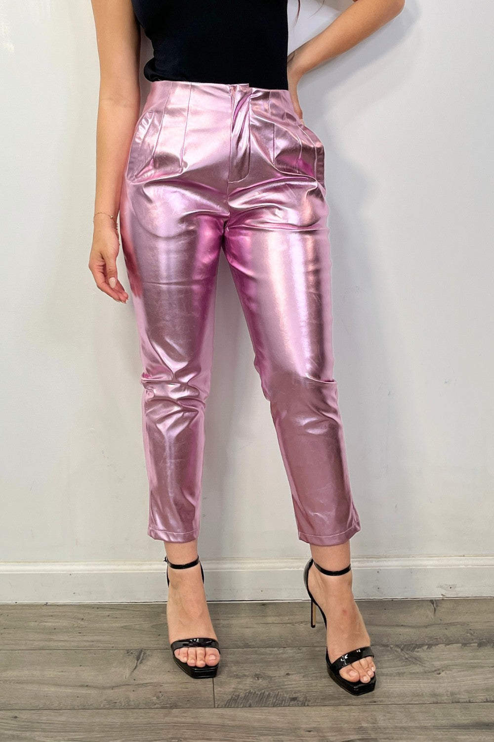OP-230105 METALLIC ANKLE LENGTH PANTS 6 PIECES 2/S 2/M 2/L