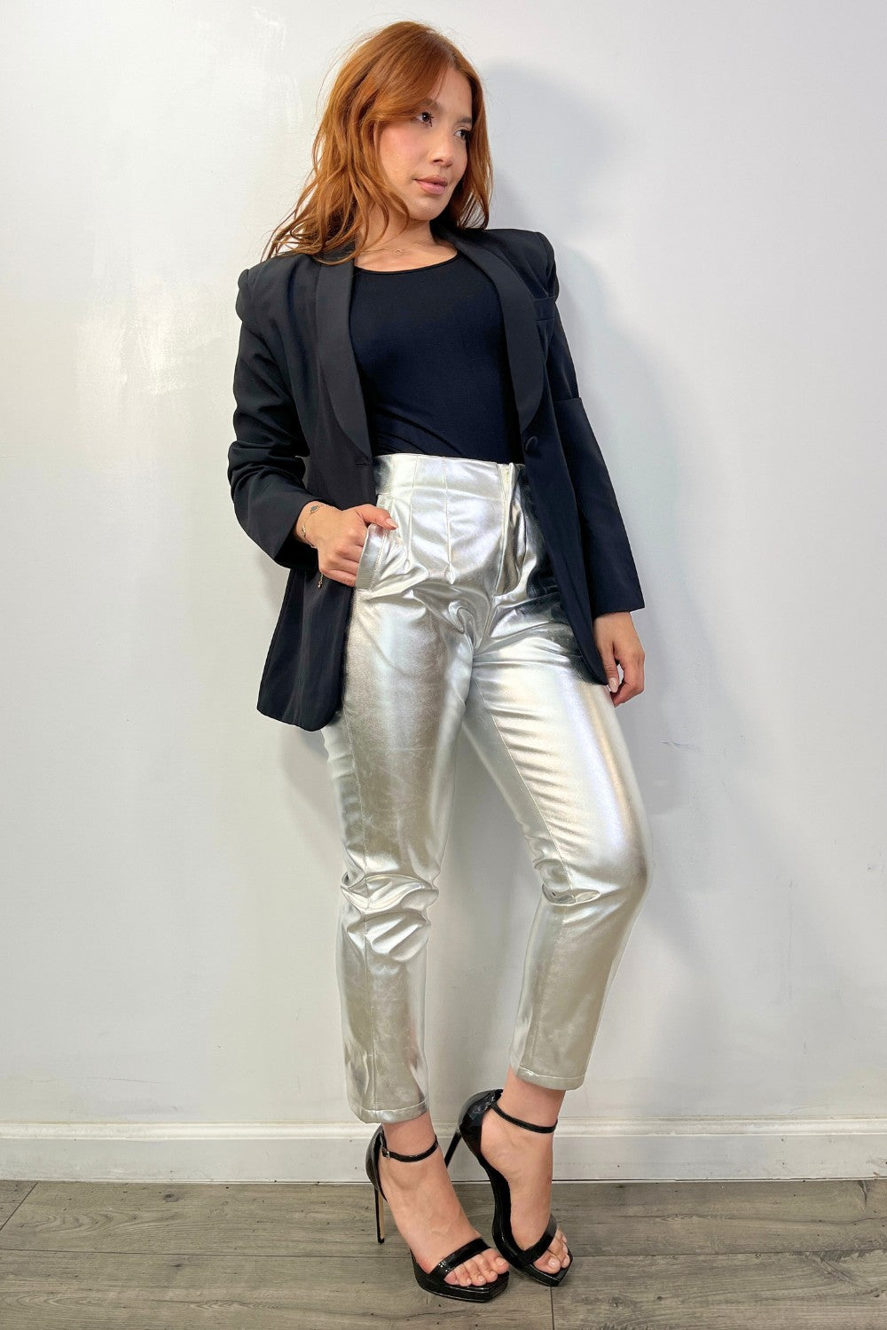 OP-230105 METALLIC ANKLE LENGTH PANTS 6 PIECES 2/S 2/M 2/L