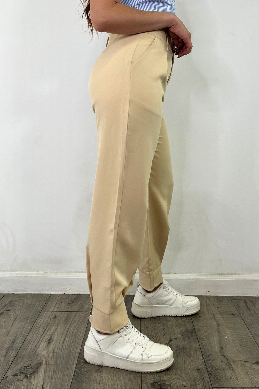 OP-4106 HIGH WAIST PLEATED BAGGY ANKLE LEGTH PANTS 6 PIECES 2/S 2/M 2/L