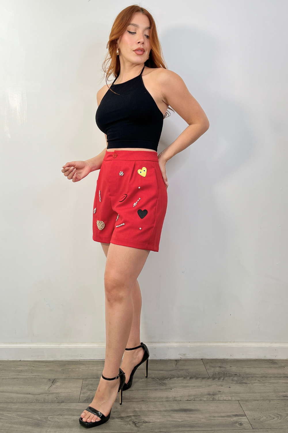 OP-24107B EMBELLISHED PATCH SHORTS 6 PIECES 2/S 2/M 2/L