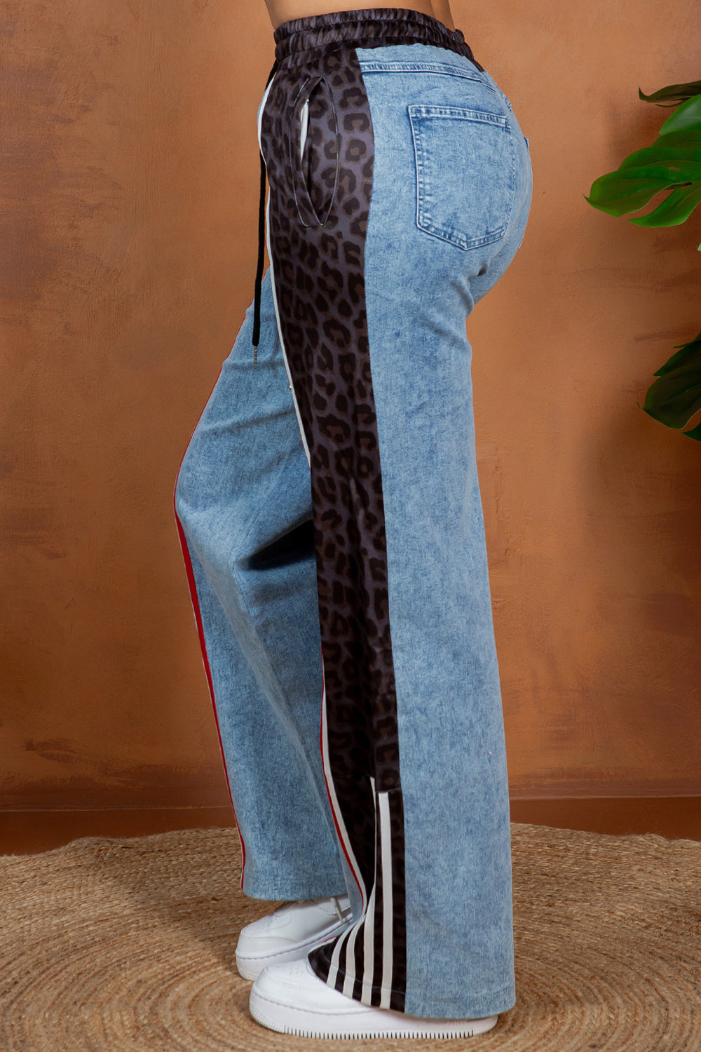 OP-240901 ANIMAL PRINT BLUE JEANS 6 PIECES 2/S 2/M 2/L